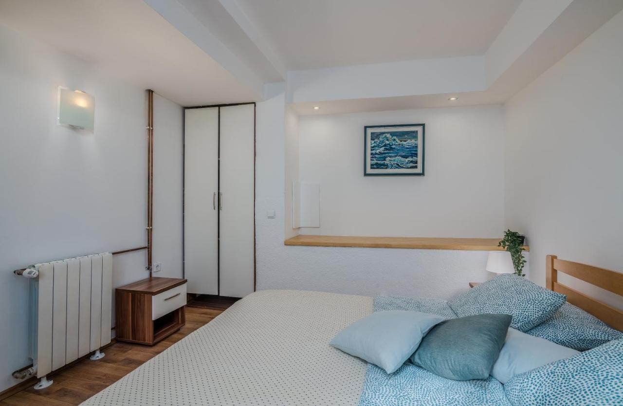 Apartments D Đảo Krk Ngoại thất bức ảnh