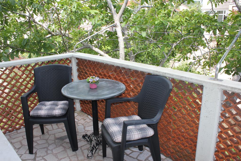 Apartments D Đảo Krk Ngoại thất bức ảnh